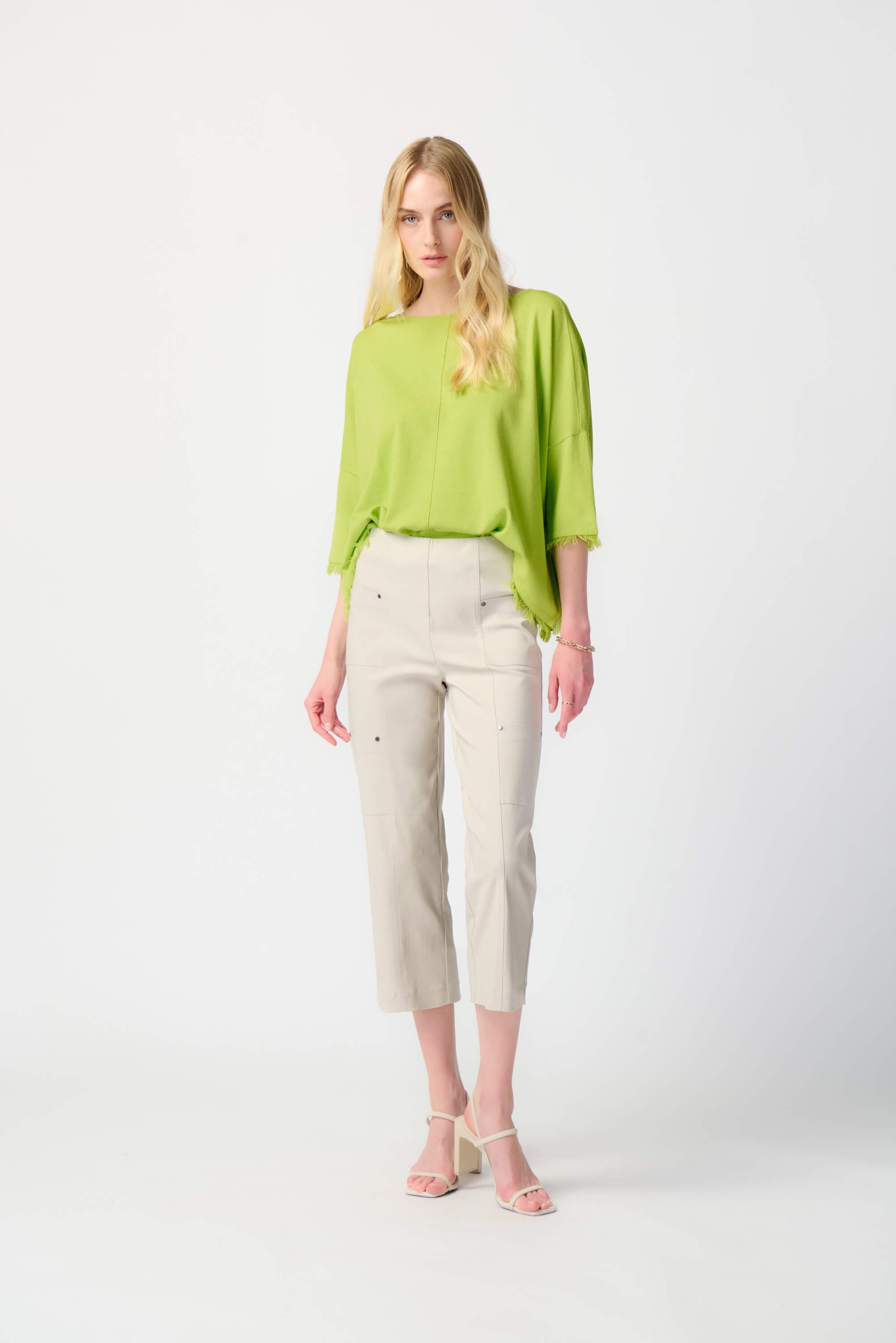 Pantalón Relajado Tiro Medio Cropped - 241163