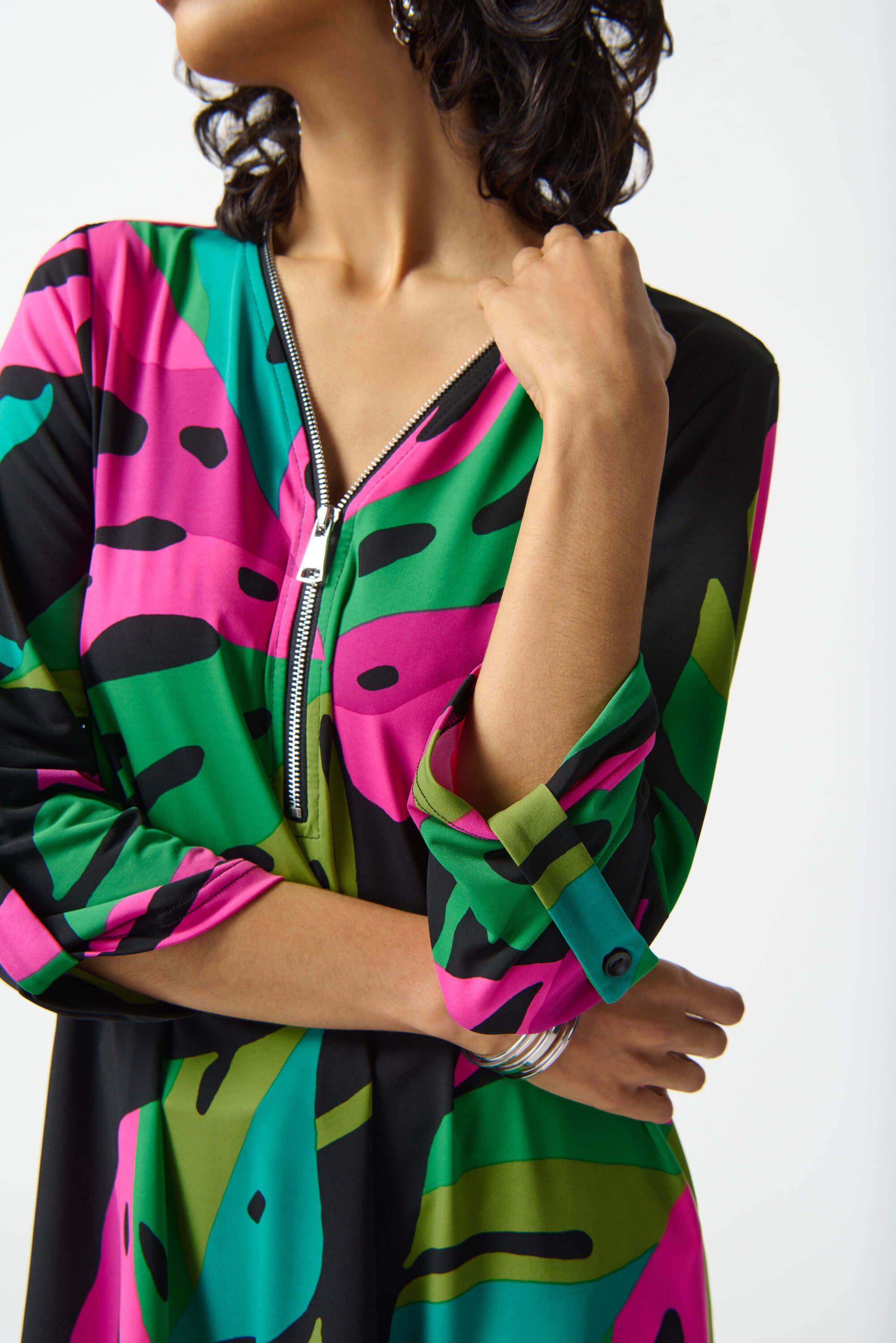 Top Estampado Palmeras con Zipper Decorativo - 242232