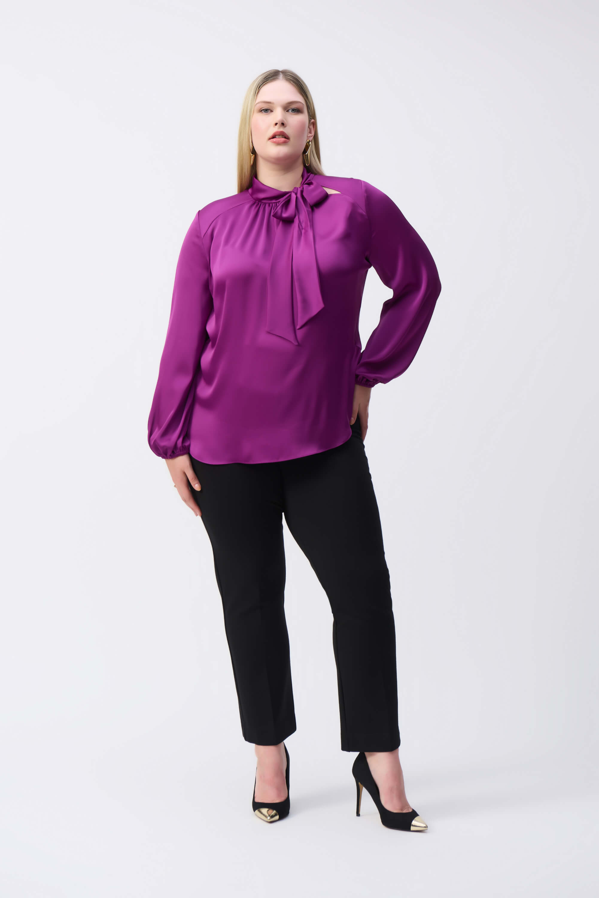 Top de raso con escote con lazo - 243022