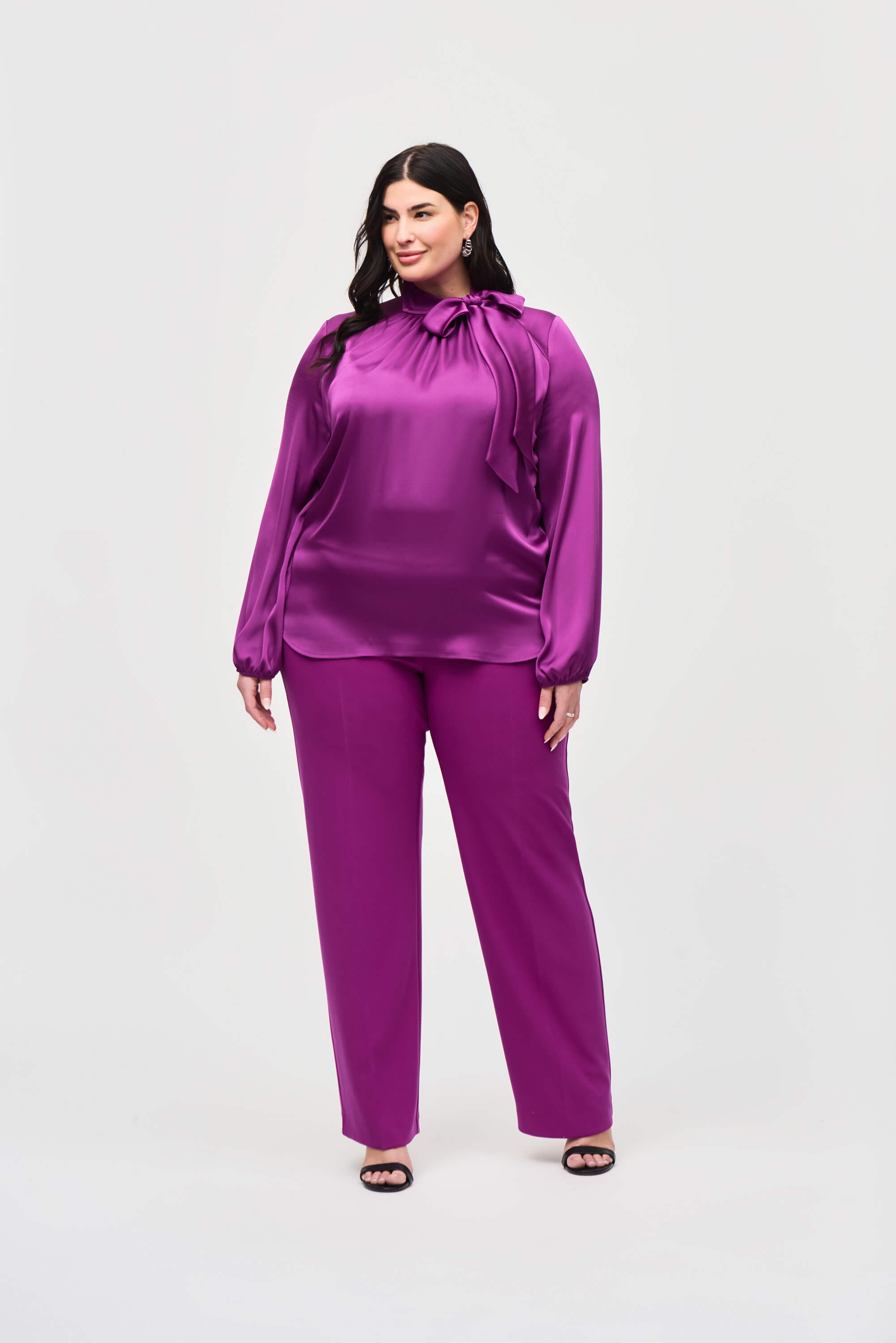 Top de raso con escote con lazo - 243022