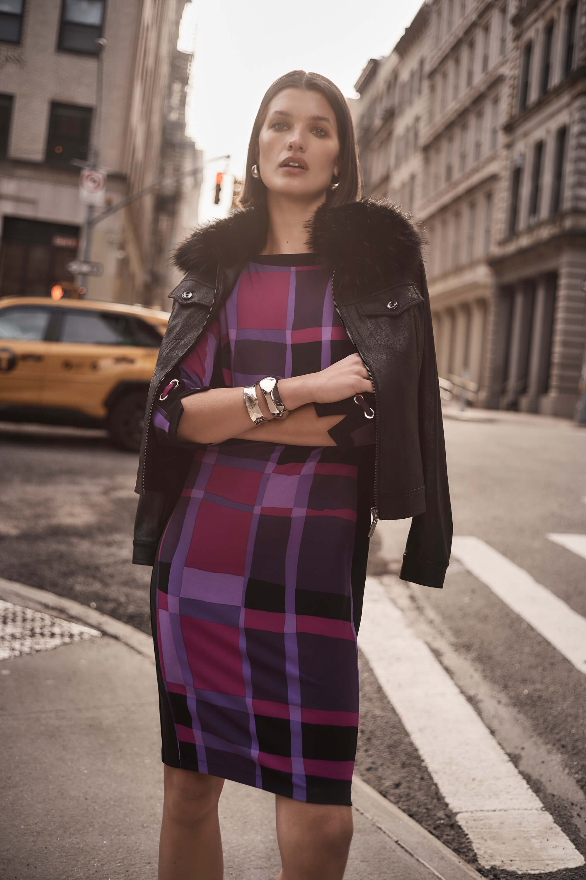 Chaqueta de ante sintético con cuello de piel sintética - 243907