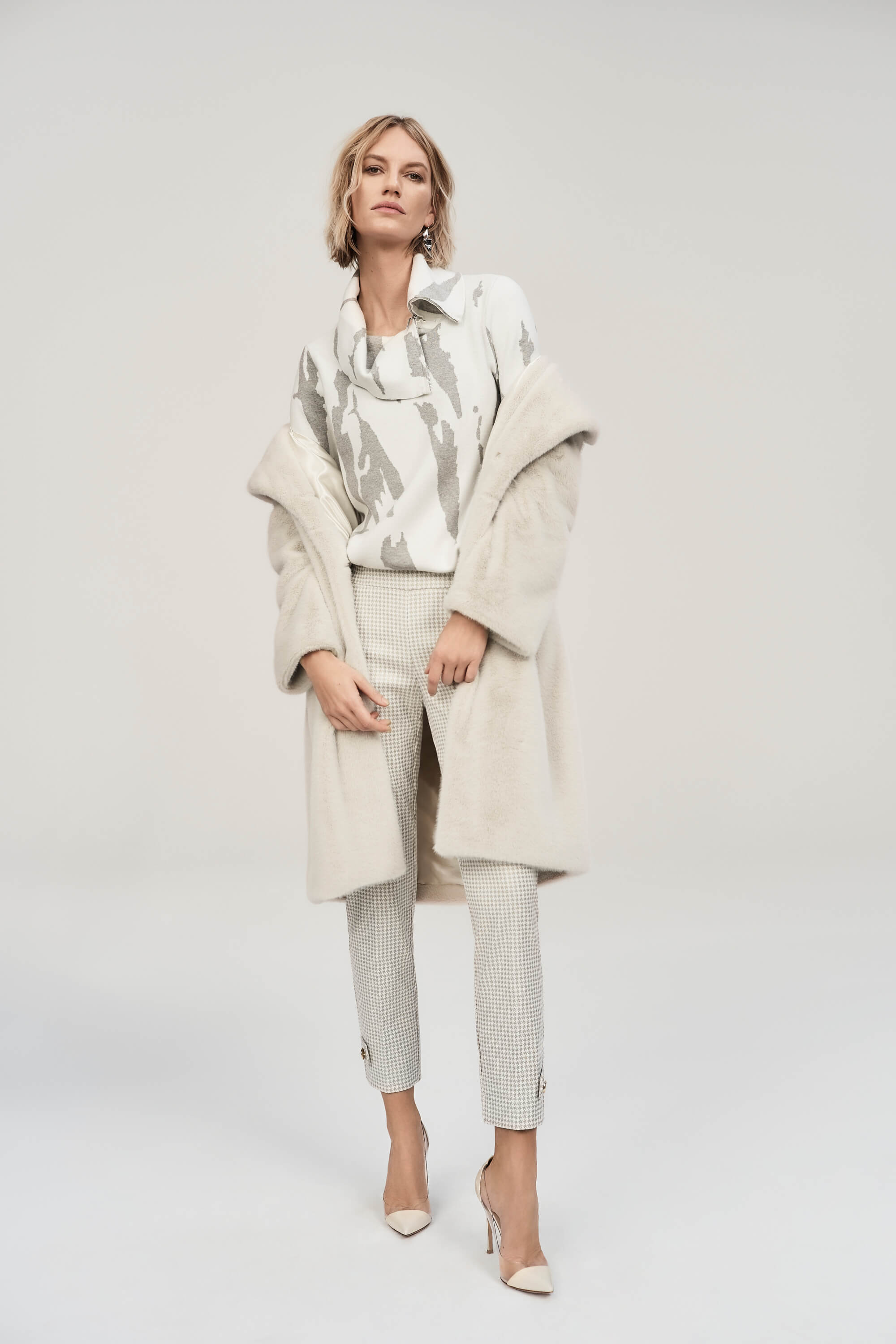 Jersey de punto jacquard con cuello vuelto - 243945