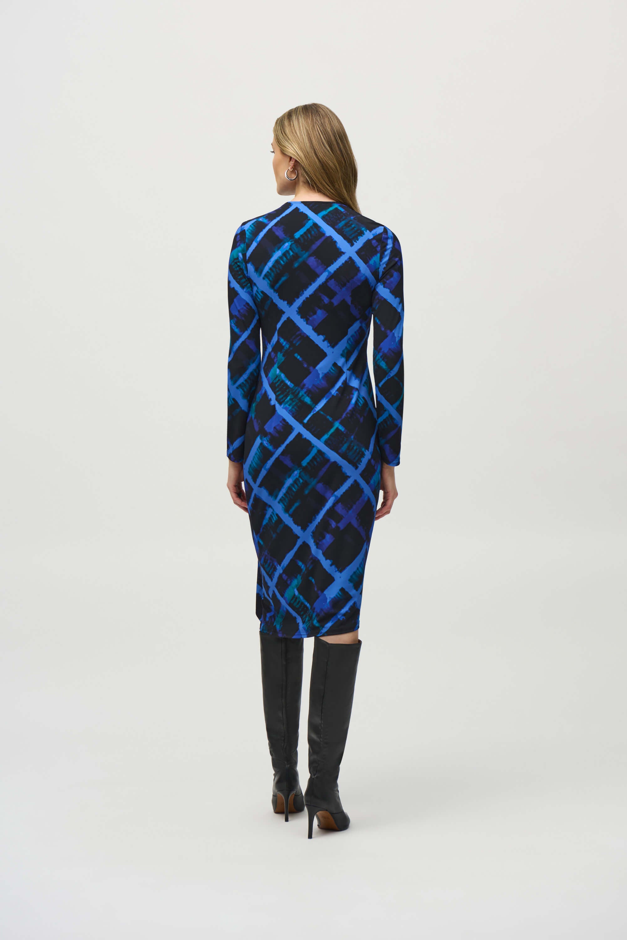 Vestido cruzado de punto de seda con estampado abstracto - 244131