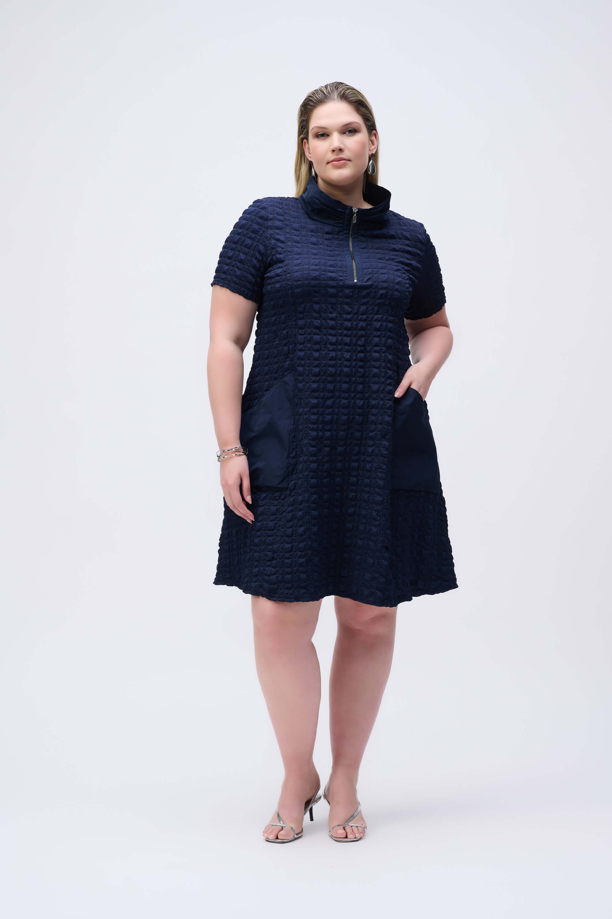 Vestido 251084 | Vestido línea A jacquard vista frontal