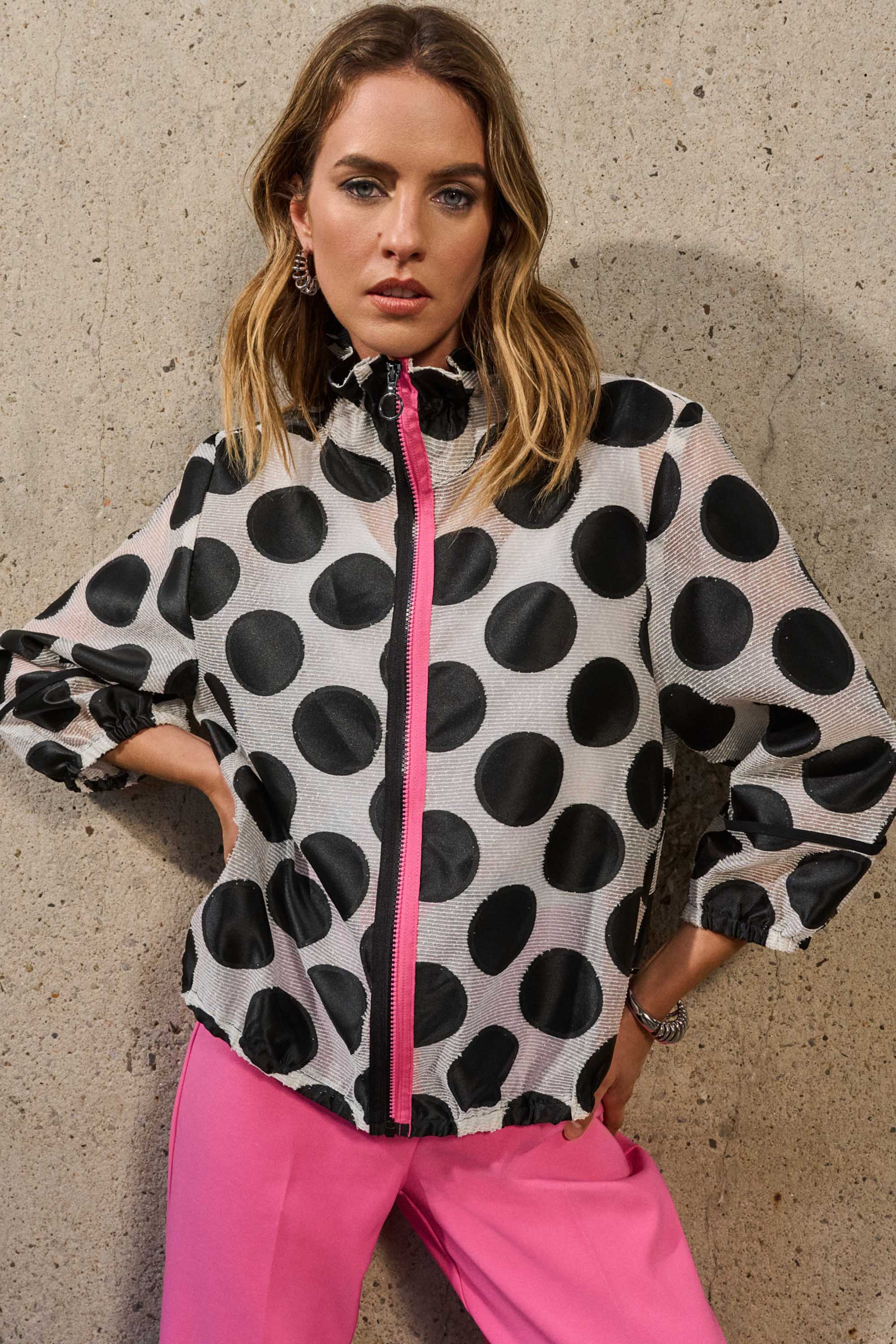 Joseph Ribkoff 251123 | Chaqueta jacquard estampado puntos vista frontal