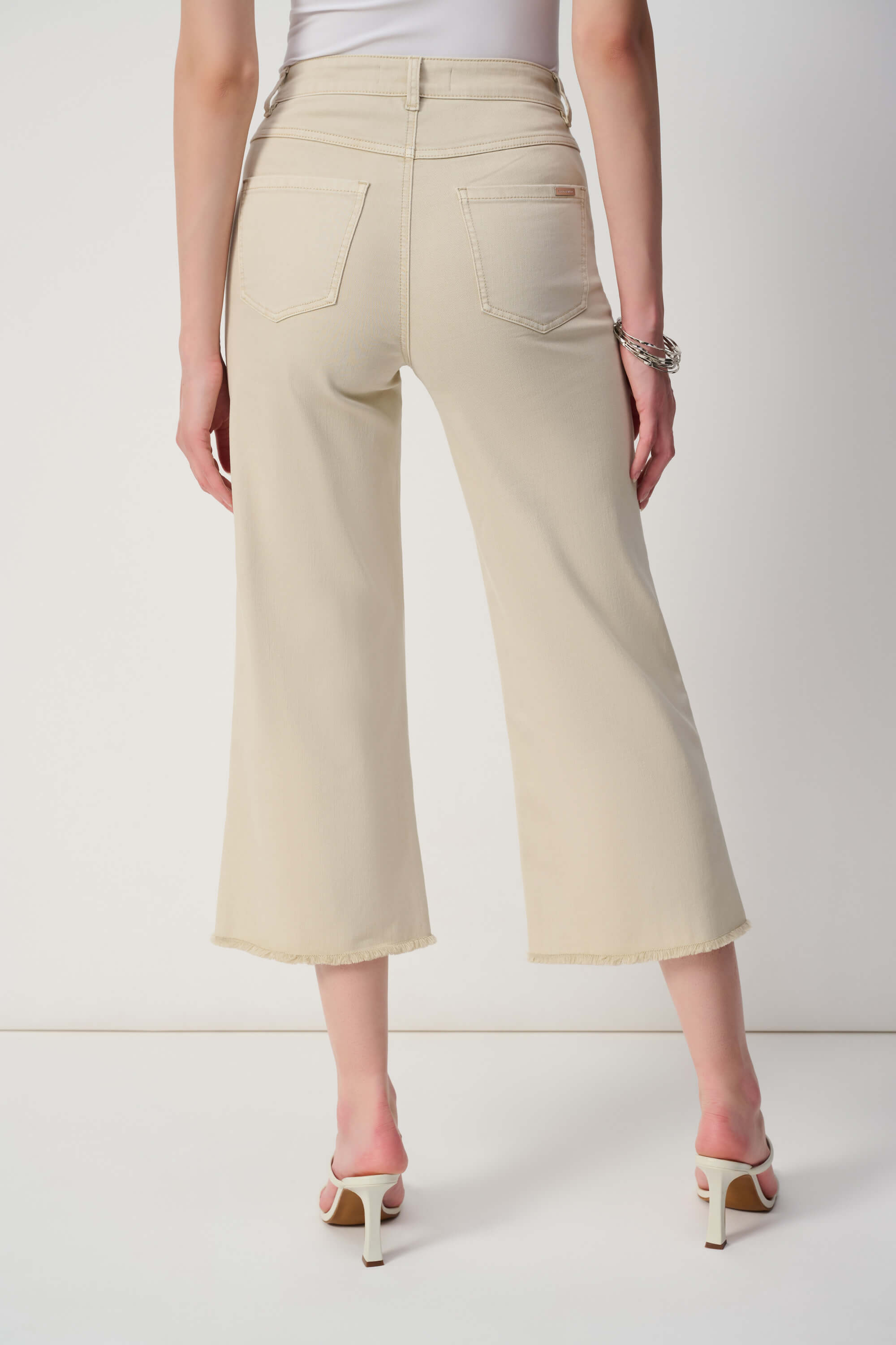 Joseph Ribkoff 251901 | Jeans culotte con costura decorada vista trasera