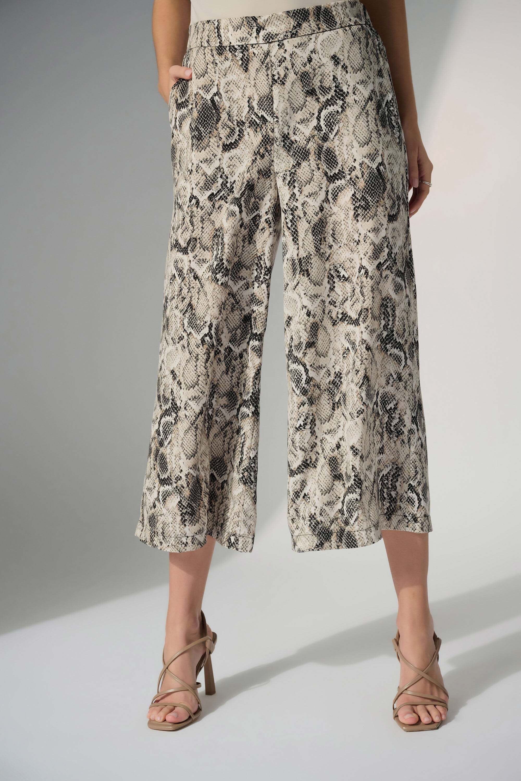 Pantalón Cropped Wide Leg Estampado Snake - 252239