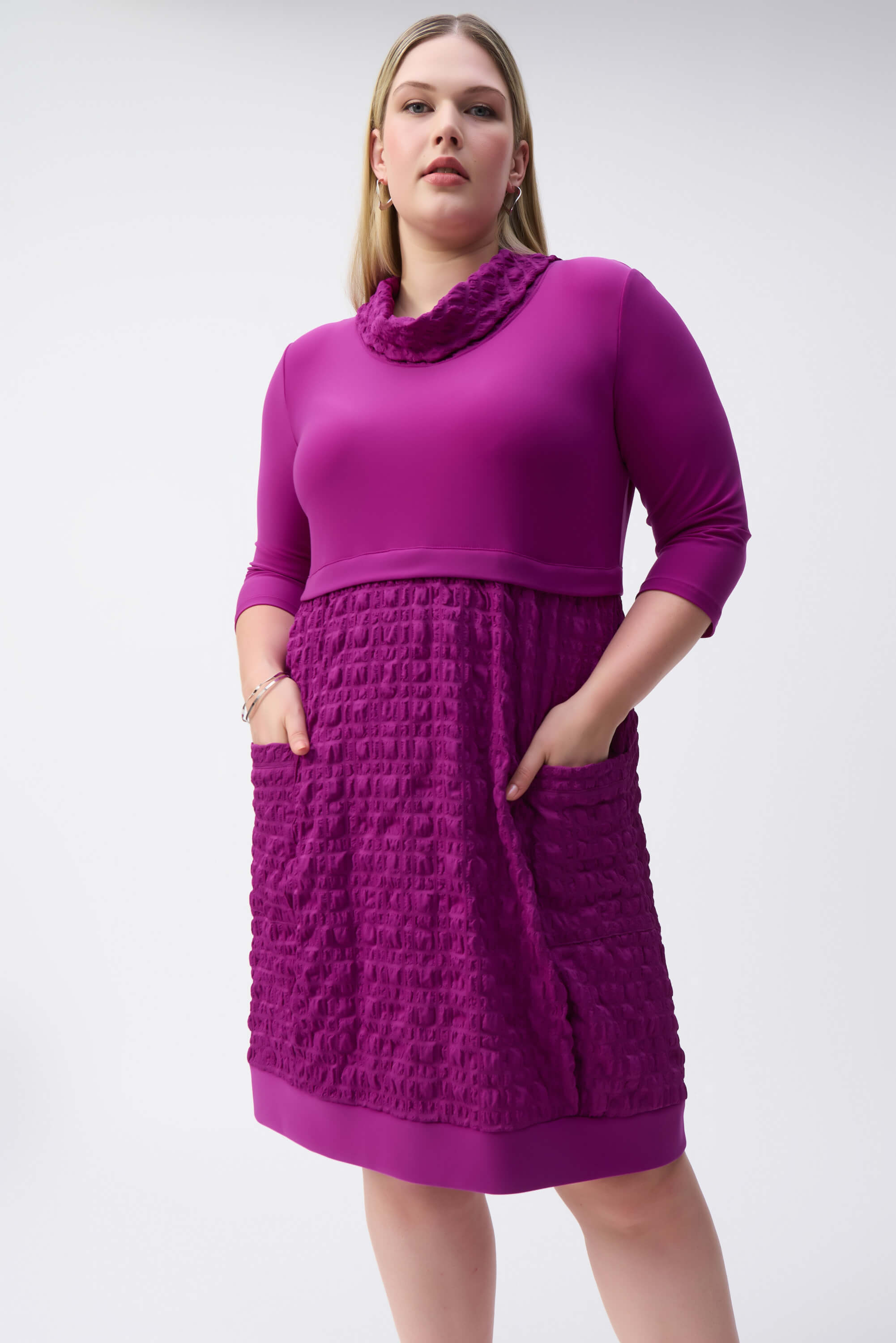 Vestido cocoon de punto sedoso y jacquard - 243114