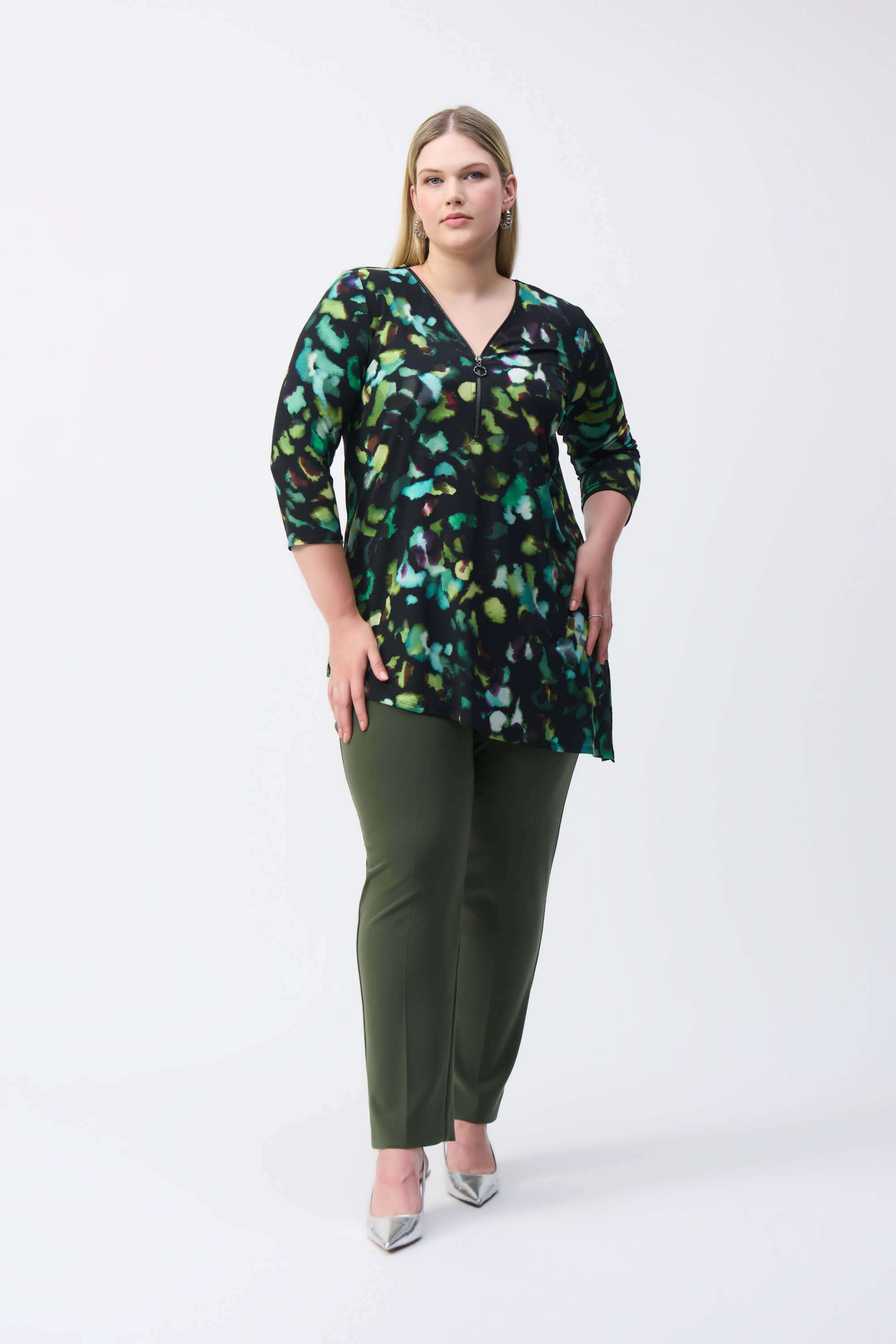 Túnica sedosa de punto con estampado abstracto - 243134