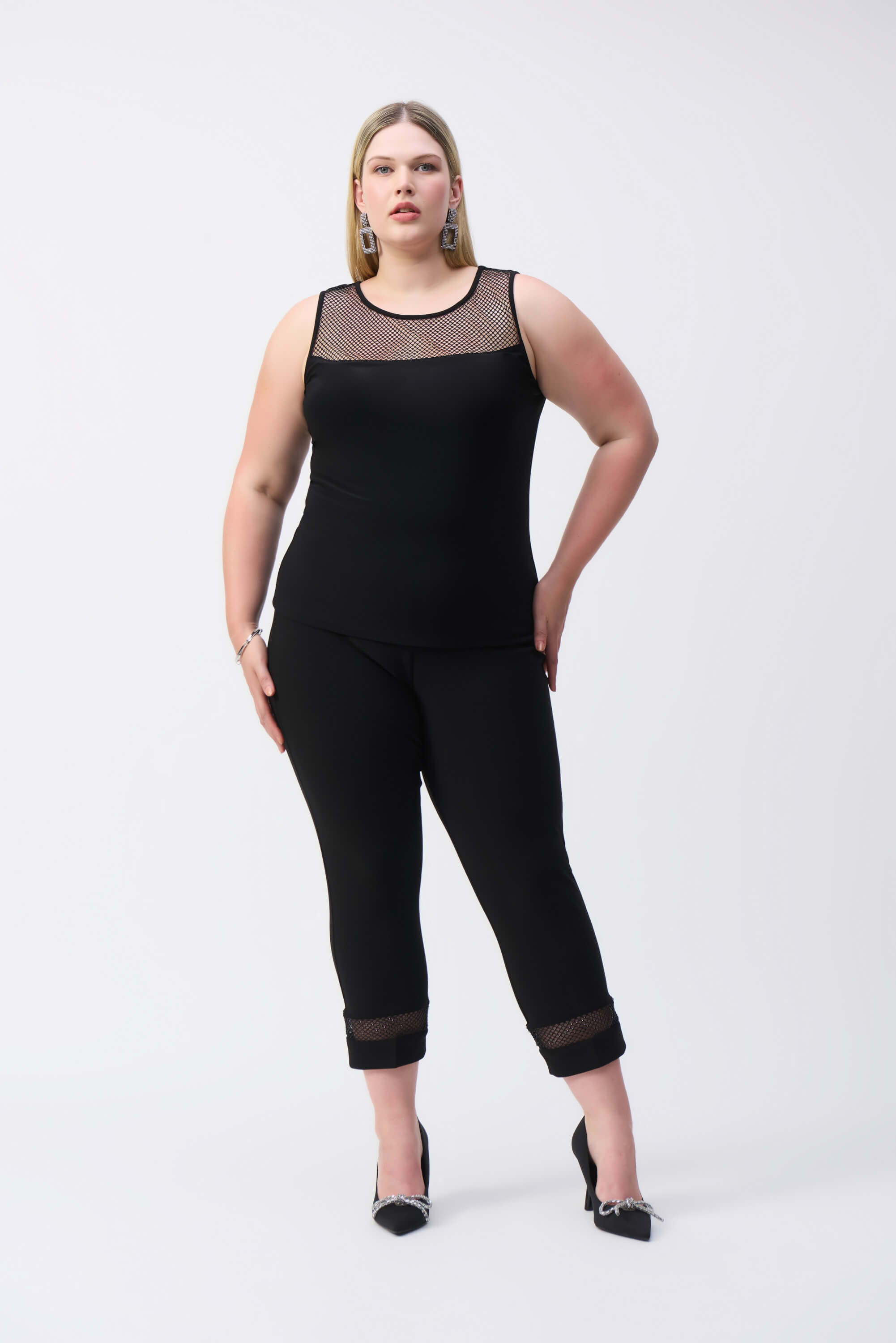 Signature | Top de punto sedoso y malla con pedrería - 243757