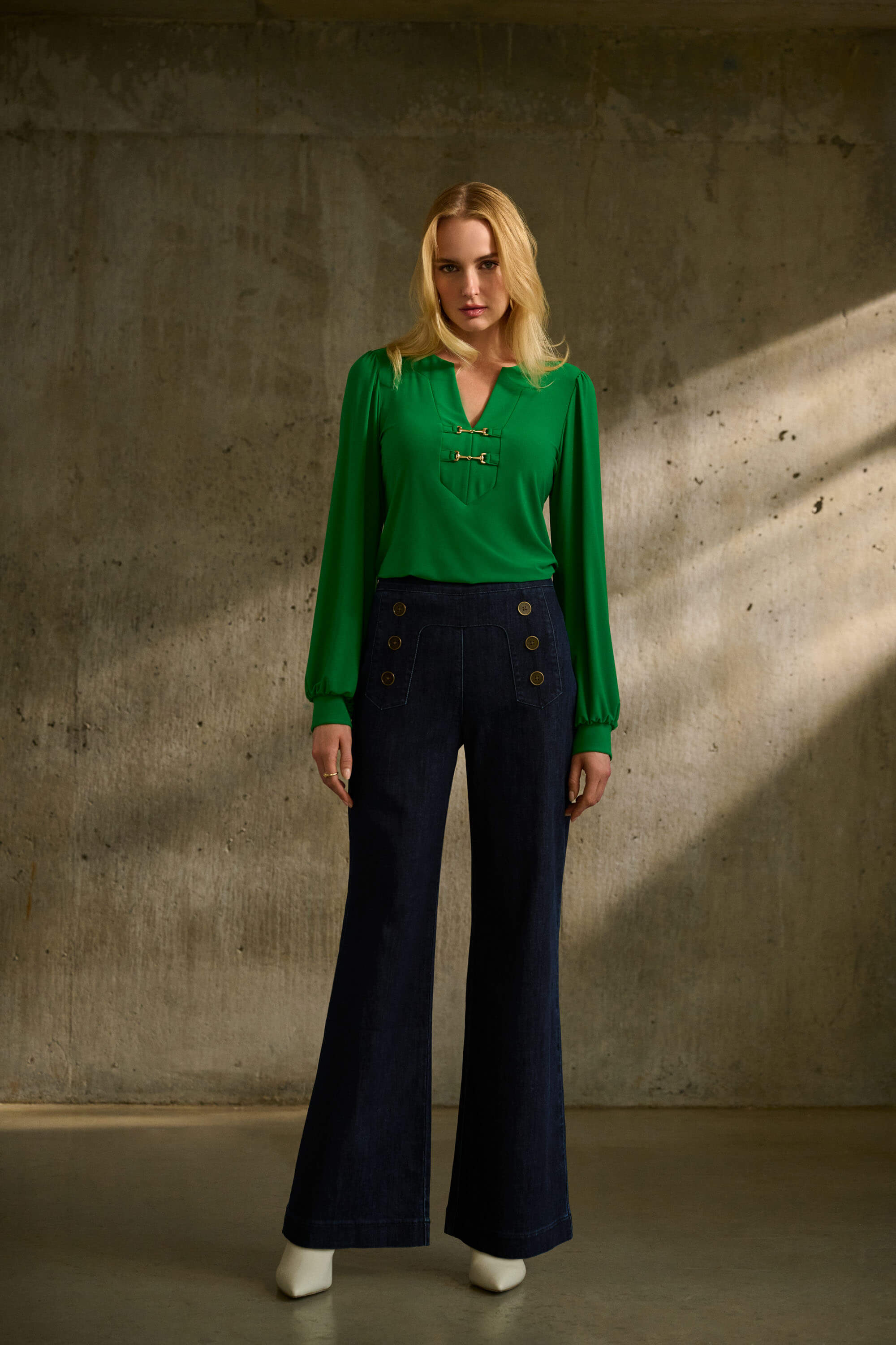 Pantalones vaqueros de pierna ancha y talle alto - 243900