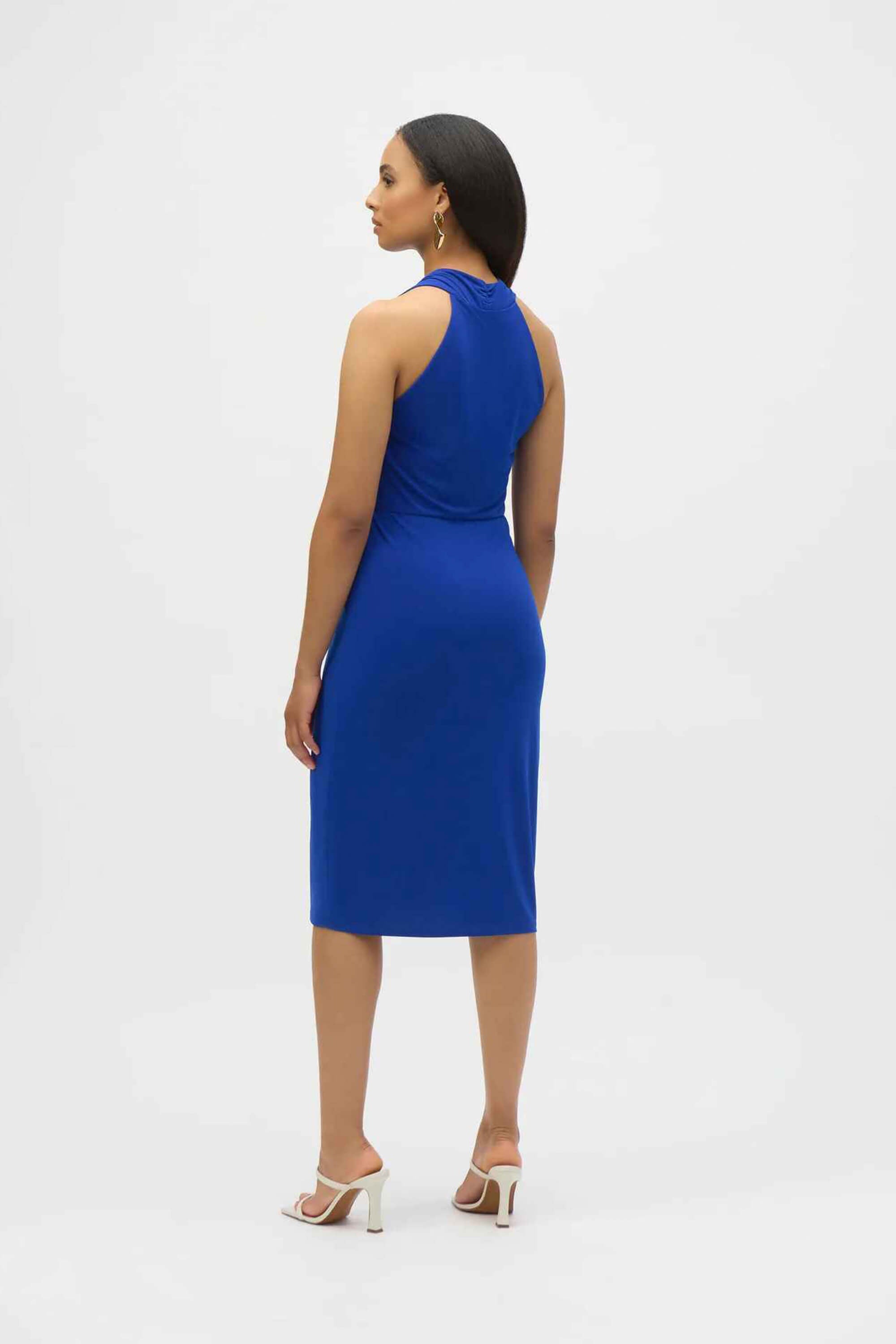 Vestido Sheath Halter Royal Sapphire con Ornamento - 252161