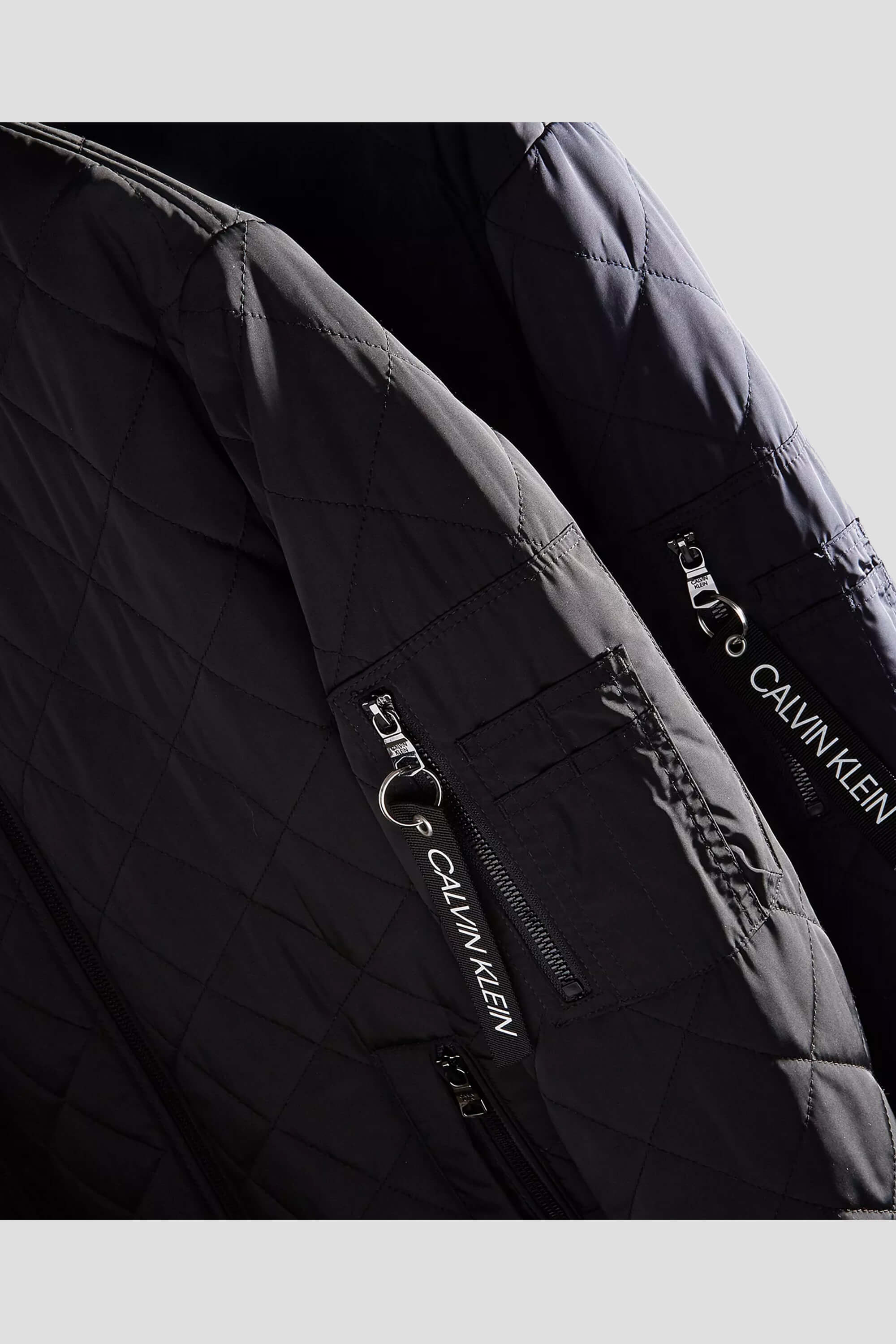 Chaqueta Bomber Acolchada con Detalles Tejidos